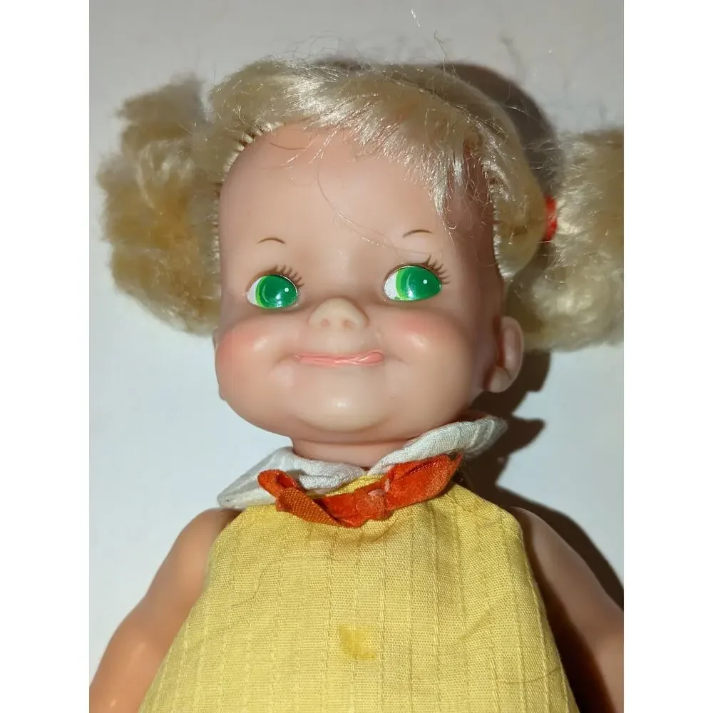 Adorable Ideal Belly Button Vintage Vinyl Baby “Me so silly” Green Eyes 9 in